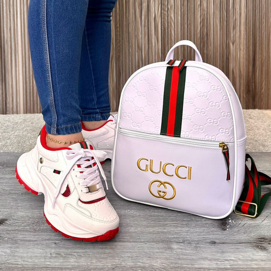 Combinación de zapatos y bolso de Gucci